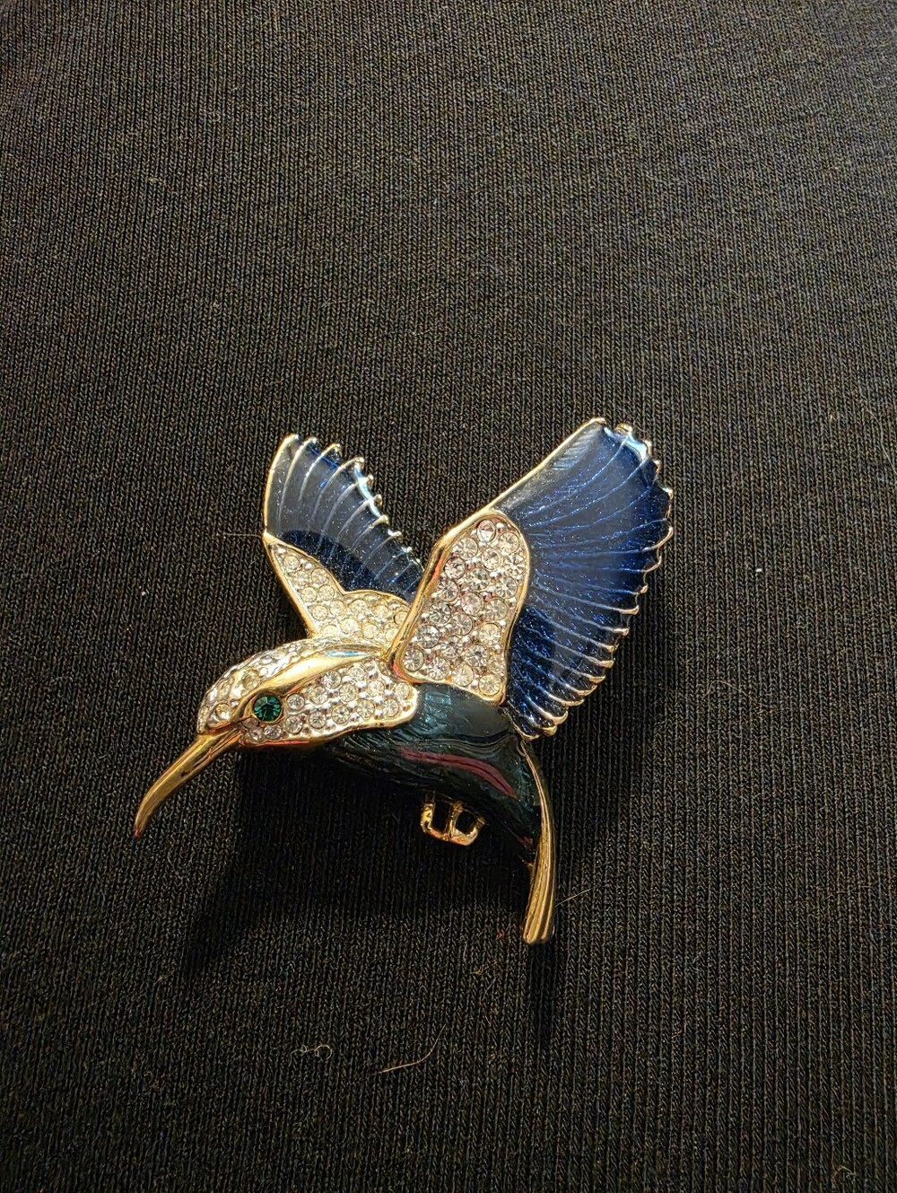 Elegant Blue Hummingbird Bird Brooch - Gold Tone with Crystals